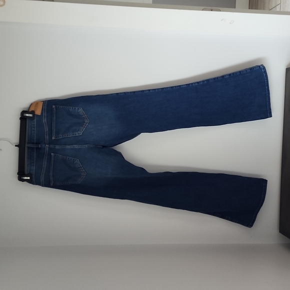 Hollister jeans B rand new with tags!!! low rise boots cut jeans. - Picture 3 of 6